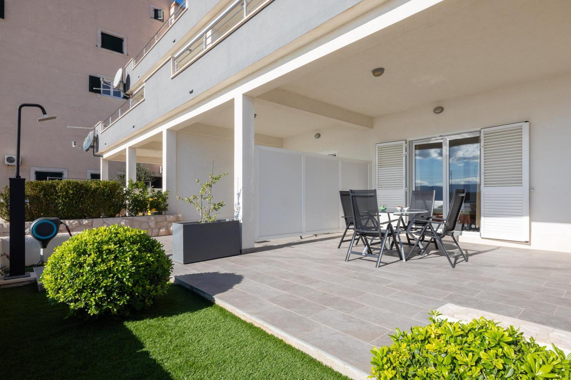 Seaside Oasis Apartament *