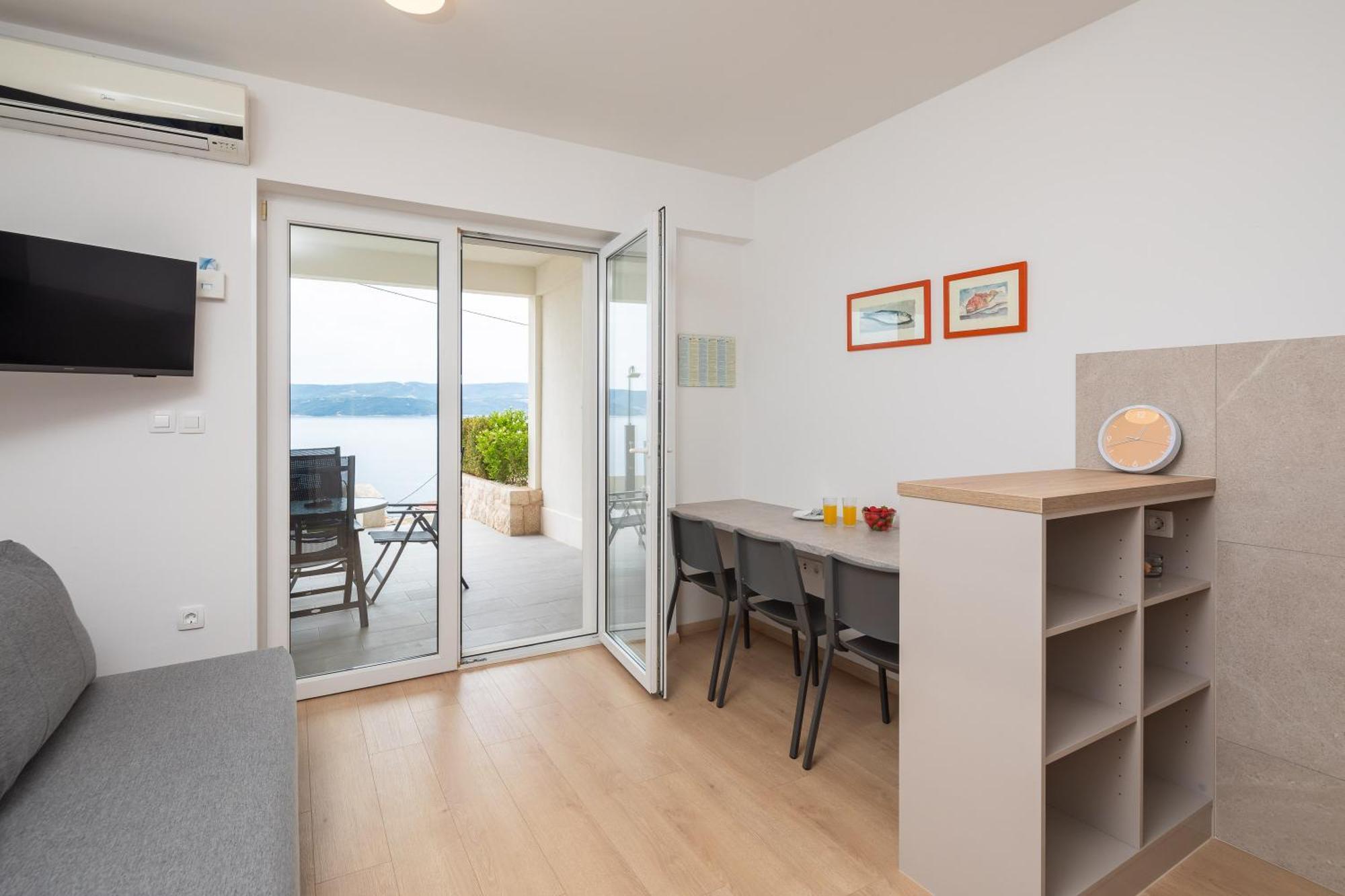 Seaside Oasis Apartment
